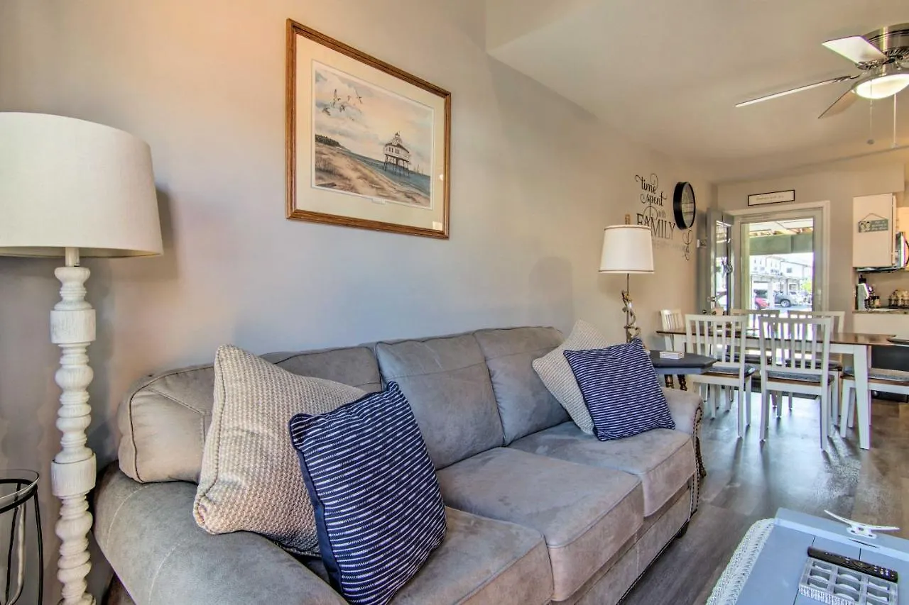 Airy Ocean City Condo On Canal Front With Deck!